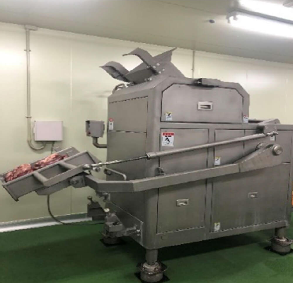 大型のミンチ機